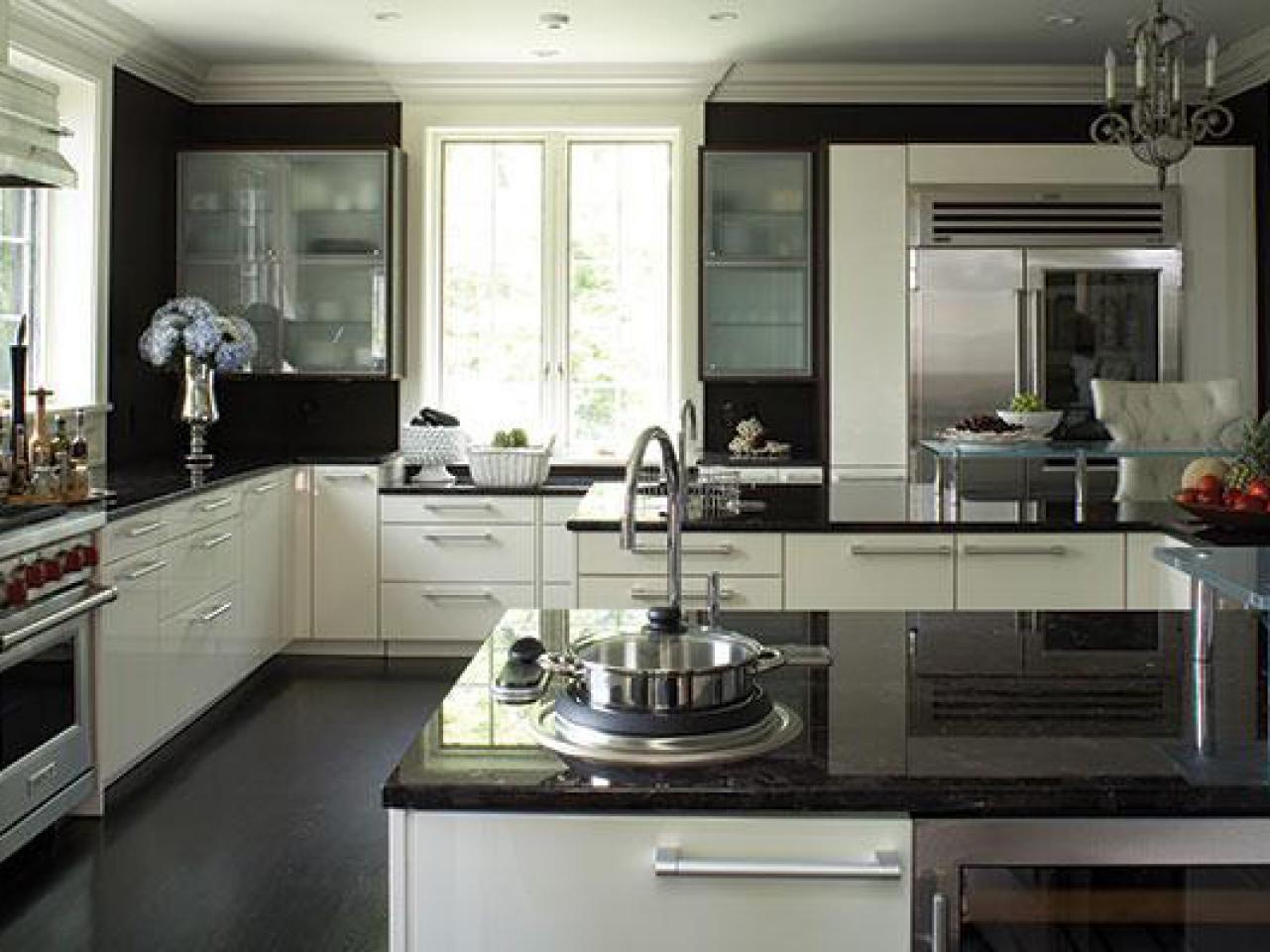Dark Granite Countertops | Kitchen Designs - Choose Kitchen Layouts