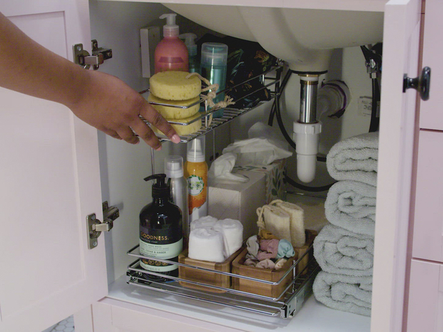 How To: Organize Under Your Bathroom Sink 